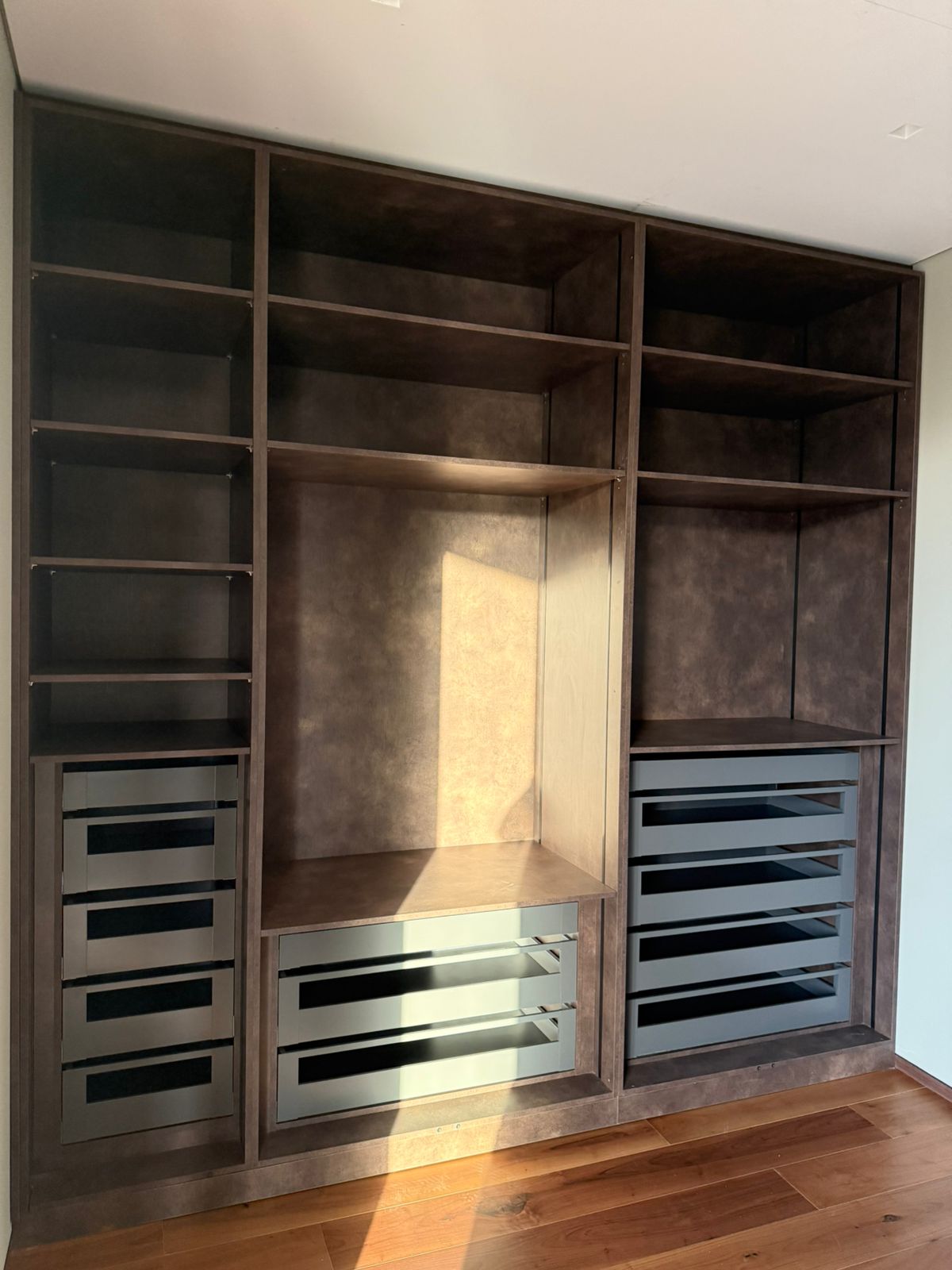 2025 06 01 at 18.09.35 (1)